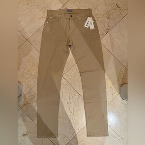The Hunter in Khaki‎ Pants